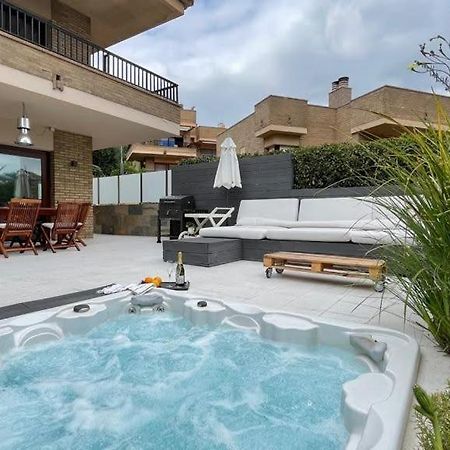 Residencial Bella Donna Lux House, Jacuzzi Y Piscina Privada Villa Lloret de Mar Bagian luar foto