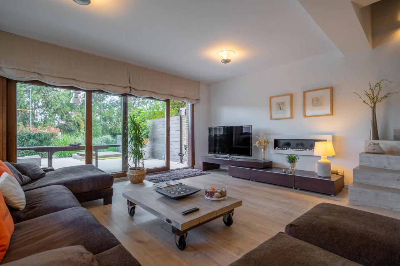 Residencial Bella Donna Lux House, Jacuzzi Y Piscina Privada Villa Lloret de Mar Bagian luar foto
