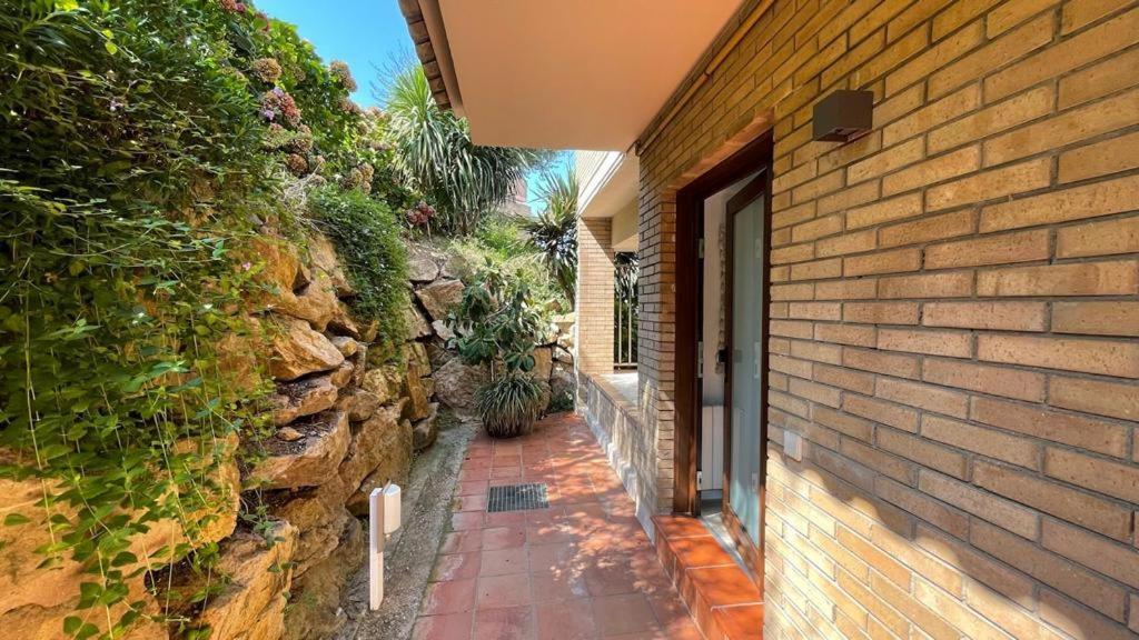 Residencial Bella Donna Lux House, Jacuzzi Y Piscina Privada Villa Lloret de Mar Bagian luar foto